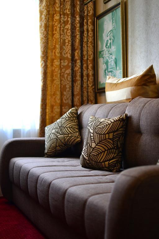 Nesterenki Kera Hotel מראה חיצוני תמונה