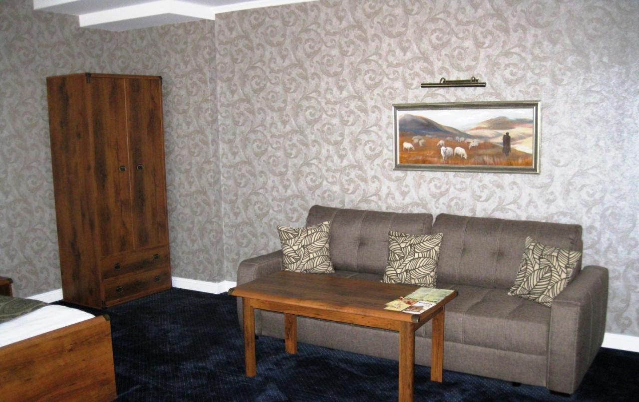 Nesterenki Kera Hotel מראה חיצוני תמונה