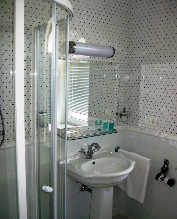 Nesterenki Kera Hotel מראה חיצוני תמונה